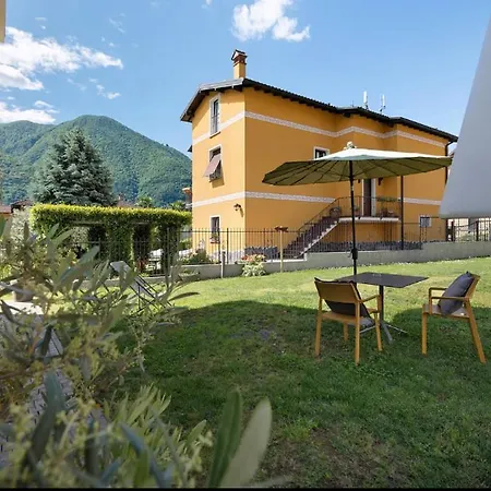 Peonia Lugano & Jacuzzi Oda ve Kahvaltı Porlezza